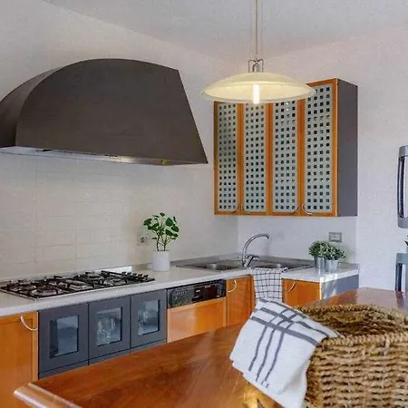 Apartment L22 Villetta Con Giardino